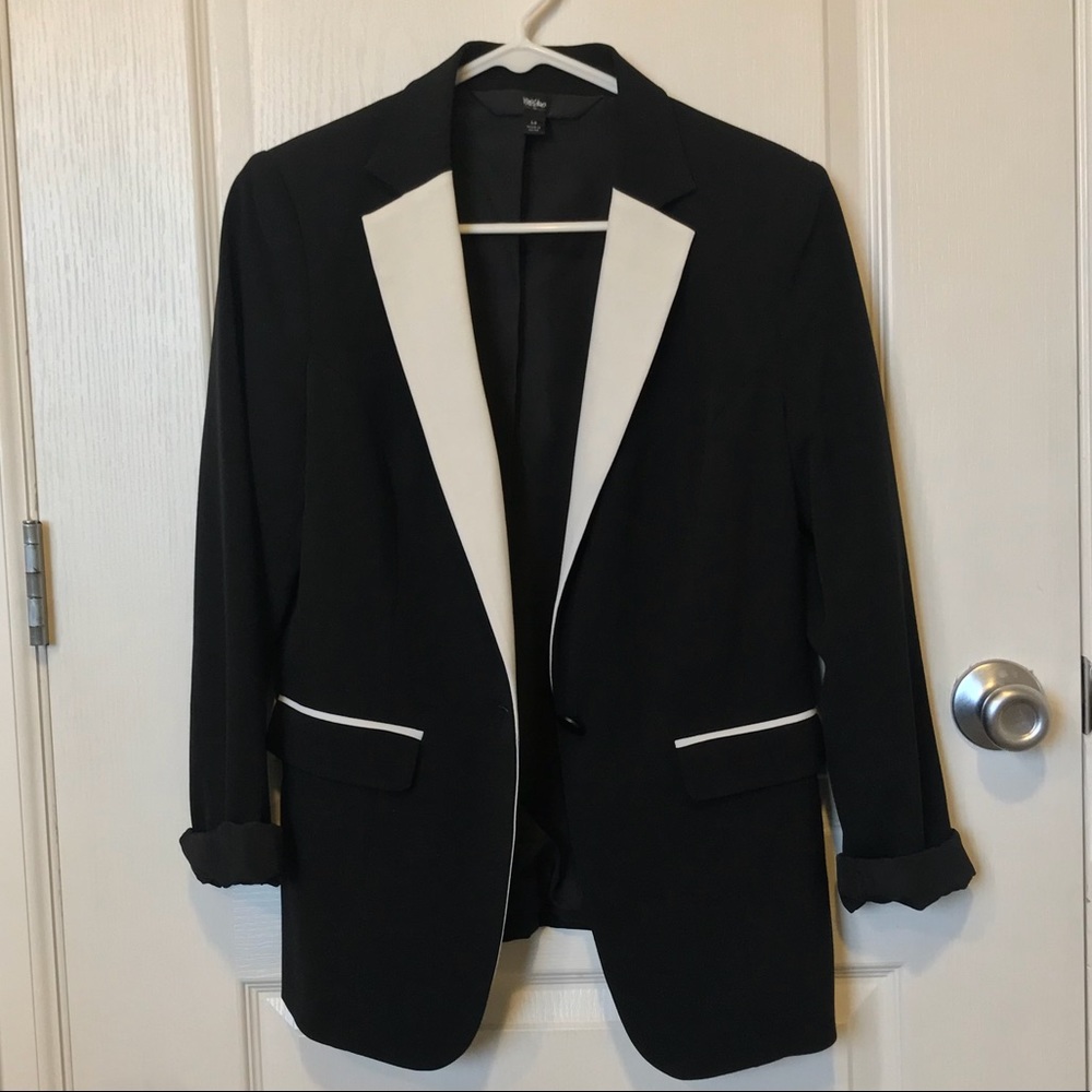 Mossimo black & white blazer Small